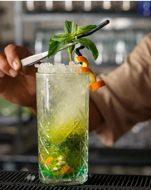 کافه رستوران دن کامیلیو