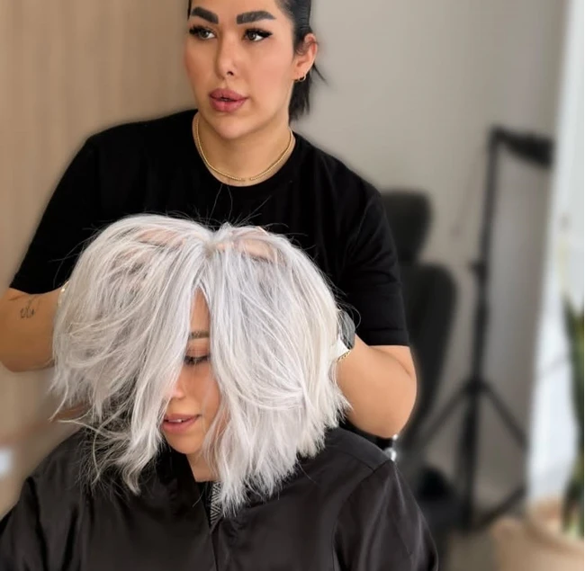 مرکز تخصصی رنگ موی المیرا صادقی