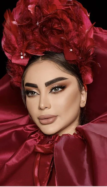 لیندا میکاپ آرتیست