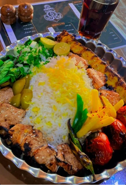 کافه رستوران ناخدا در شهر سهند