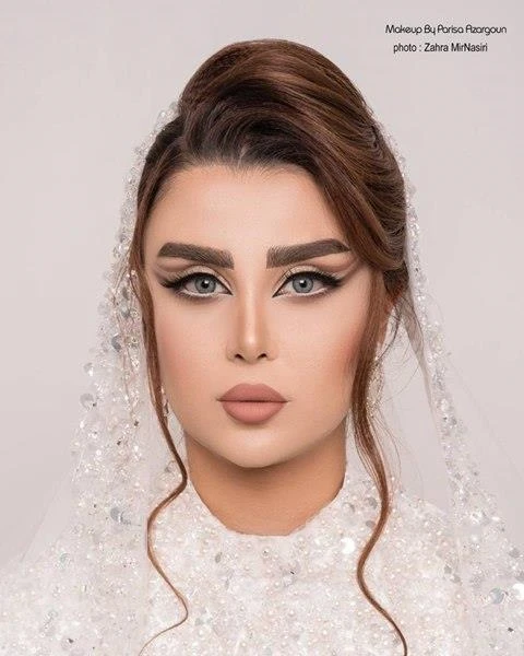 بلاگر و میکاپ آرتیست - پریسا