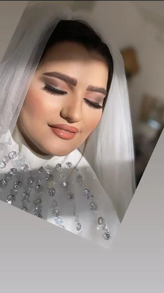 بلاگر و میکاپ آرتیست - پریسا