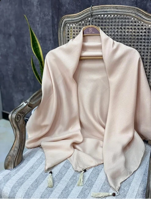 پوشاک زنانه