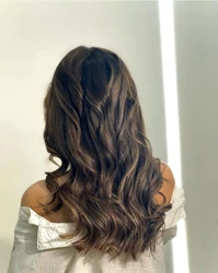 سالن زیبایی میکا