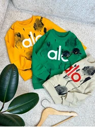 پوشاک کودک ونوجوان