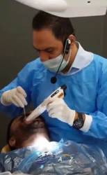 دکتر عزیز گشاده رو - متخصص پروتز و ایمپلنت دندان