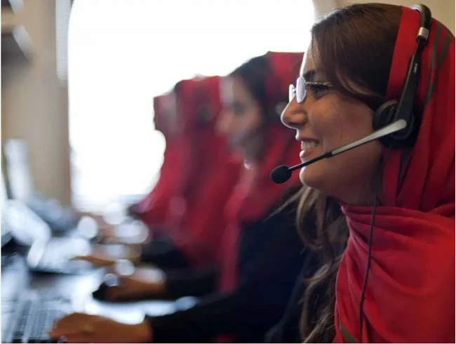 خانم جهت منشی گری با روابط عمومی بالا