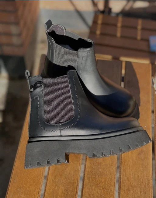 فروشگاه کفش کاریزما