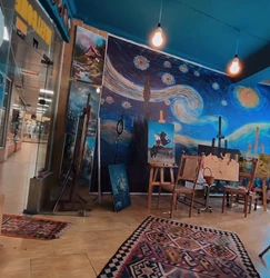 استودیوی هنری پالت آبی