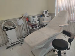 کلینیک زیبایی دکتر سینا تواضع