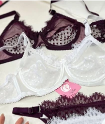 لباس زیر نیلو