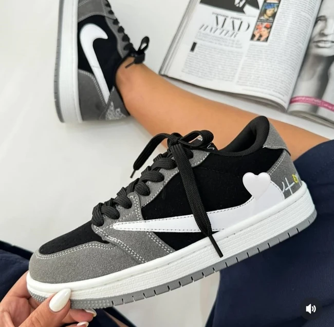 فروشگاه کفش کاریزما