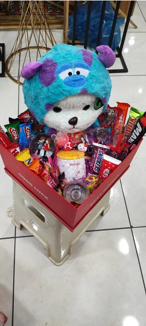 فروشگاه کادویی وتم تولد آقای راد در سهند