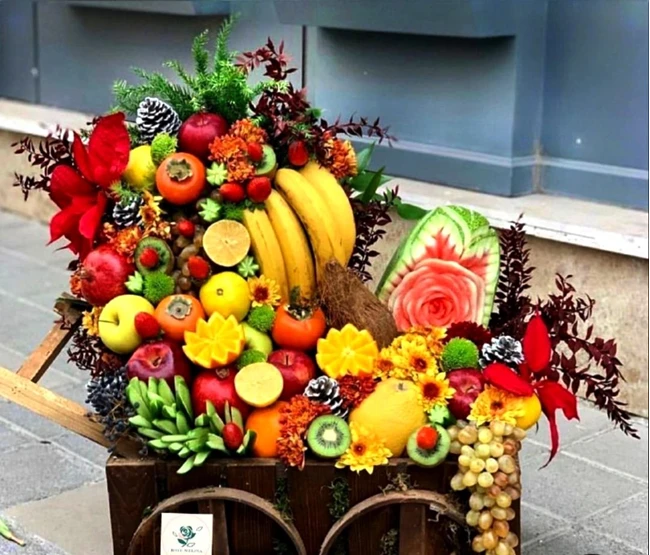 فروشگاه کادویی وتم تولد آقای راد در سهند