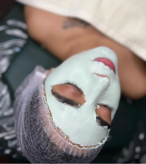 سالن زیبایی گراناز تهران