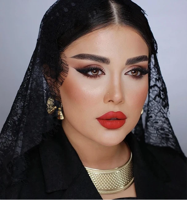 میکاپ آرتیست عروس ( فاطمه ربیعی )