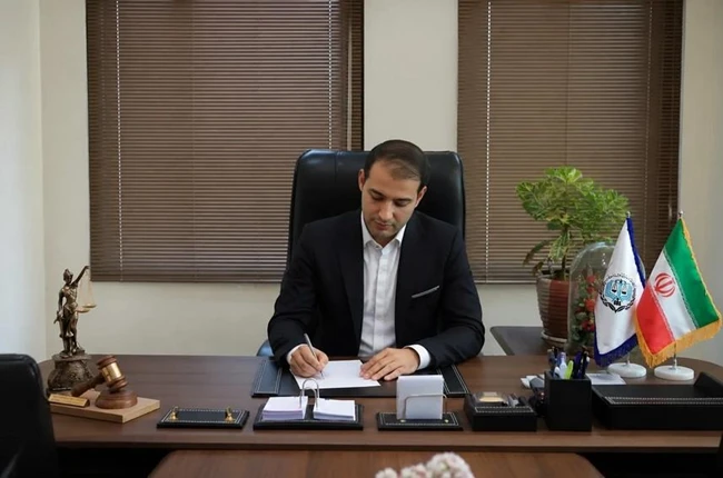 وکیل پایه یک دادگستری | اسکو