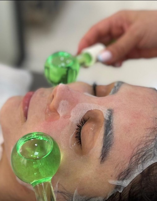پاکسازی و فیشال پوست