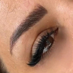 مرکز زیبایی زهرا منصور